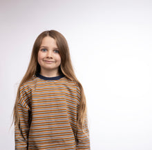 Load image into Gallery viewer, Oversized Stripe Crew