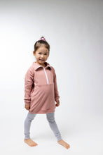 Load image into Gallery viewer, Blakely Sweatshirt - Various Colors