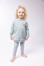 Load image into Gallery viewer, Patch Sweatshirt - Various Colors