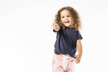 Load image into Gallery viewer, Basic Tshirt - Various Colors