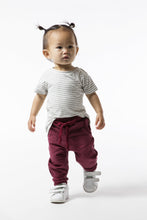 Load image into Gallery viewer, Basic Tshirt - Various Colors