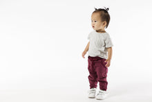 Load image into Gallery viewer, Basic Tshirt - Various Colors