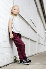 Load image into Gallery viewer, Basic Tshirt - Various Colors