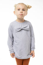 Load image into Gallery viewer, Bow Sweatshirt - Various Colors
